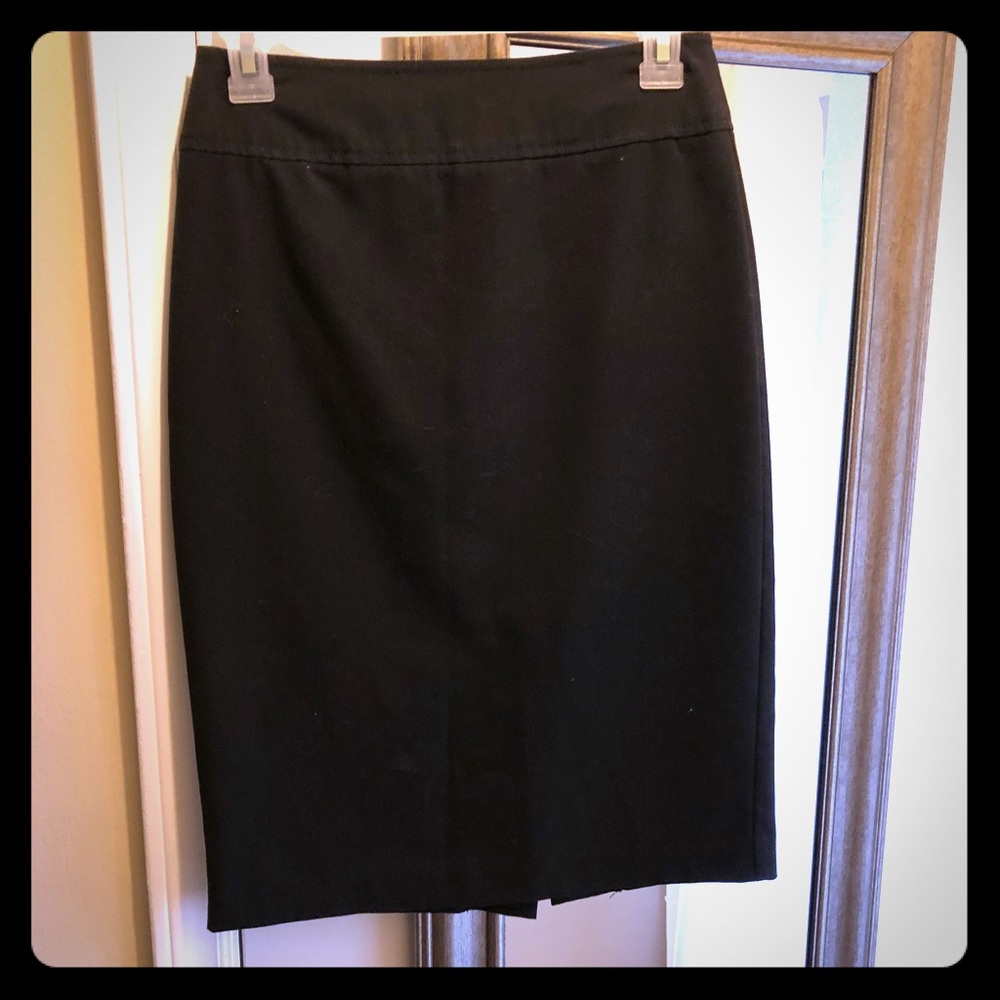 Forever 21 black pencil skirt